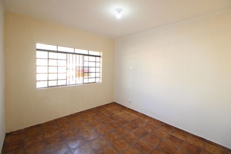 Casa à venda com 90m², 2 quartos e 1 vagaSala / Cozinha