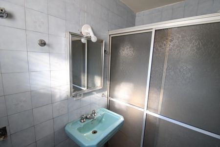 Casa à venda com 90m², 2 quartos e 1 vagaBanheiro 2