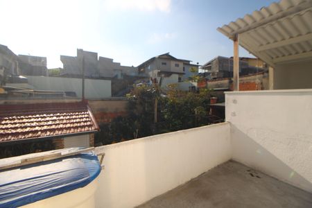 Casa à venda com 90m², 2 quartos e 1 vagaQuintal