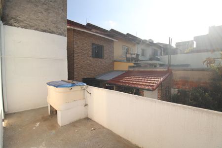 Casa à venda com 90m², 2 quartos e 1 vagaQuintal