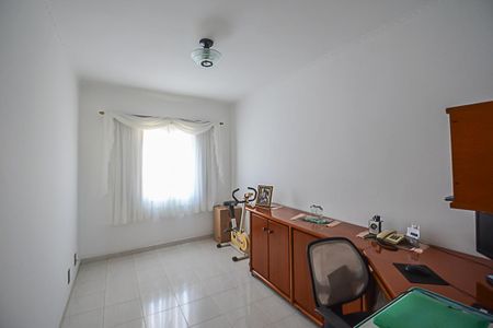 Casa à venda com 137m², 3 quartos e 3 vagas Casa à venda com 137m², 3 quartos e 3 vagasQuarto 2
