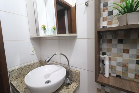 Casa à venda com 210m², 4 quartos e 1 vagaBanheiro 01