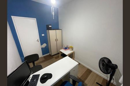 Casa à venda com 174m², 3 quartos e 2 vagas Casa à venda com 174m², 3 quartos e 2 vagasQuarto 2