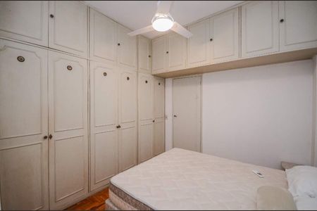 Apartamento à venda com 68m², 1 quarto e 1 vaga
