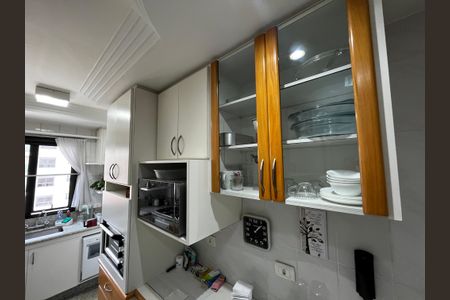 Apartamento à venda com 94m², 3 quartos e 2 vagasCozinha