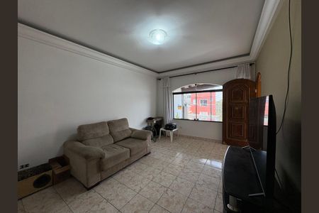 Casa à venda com 170m², 3 quartos e 2 vagasSala
