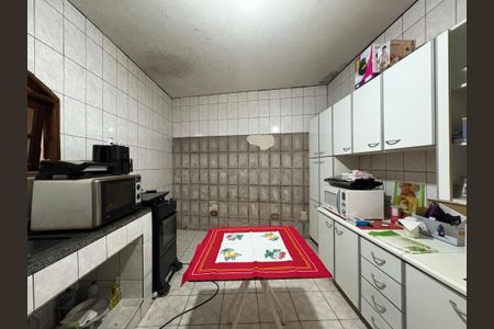 Casa à venda com 170m², 3 quartos e 2 vagas Casa à venda com 170m², 3 quartos e 2 vagasCozinha
