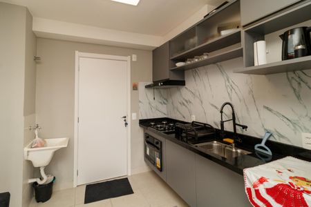 Apartamento à venda com 32m², 2 quartos e sem vaga Apartamento à venda com 32m², 2 quartos e sem vagaCozinha e Área de Serviço