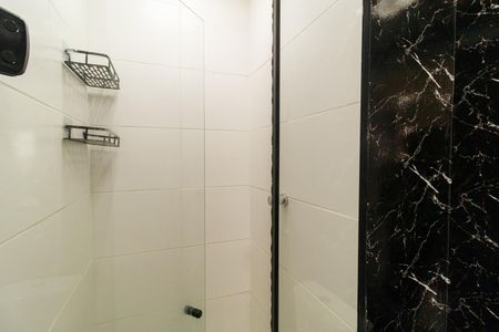 Apartamento à venda com 32m², 2 quartos e sem vaga Apartamento à venda com 32m², 2 quartos e sem vagaBanheiro