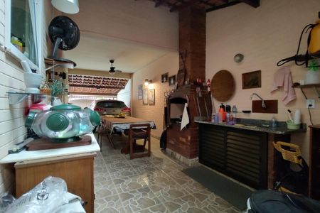 Casa de condomínio à venda com 299m², 4 quartos e 3 vagasEspaço Gourmet