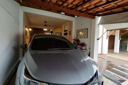 Casa de condomínio à venda com 299m², 4 quartos e 3 vagasGaragem