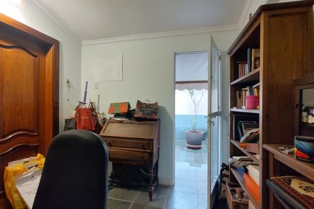 Casa de condomínio à venda com 299m², 4 quartos e 3 vagasEscritório