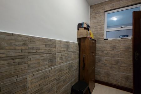 Casa de condomínio à venda com 299m², 4 quartos e 3 vagasQuarto de Serviço