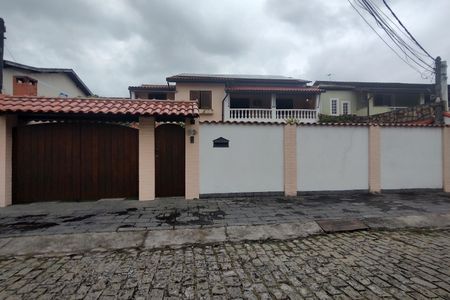 Casa de condomínio à venda com 299m², 4 quartos e 3 vagasFachada