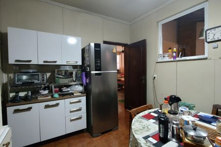 Casa de condomínio à venda com 299m², 4 quartos e 3 vagasCozinha - Armários