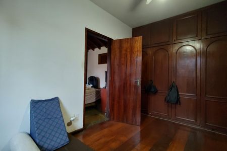 Casa de condomínio à venda com 299m², 4 quartos e 3 vagasQuarto 2