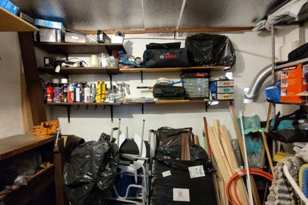 Casa de condomínio à venda com 299m², 4 quartos e 3 vagasOficina