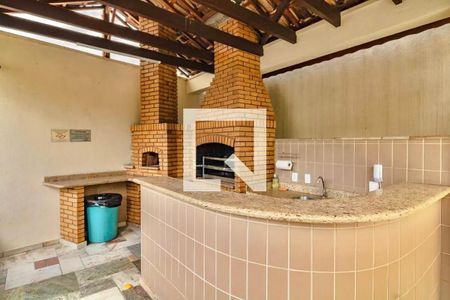 Apartamento à venda com 84m², 3 quartos e 2 vagas Apartamento à venda com 84m², 3 quartos e 2 vagasÁrea comum - Churrasqueira