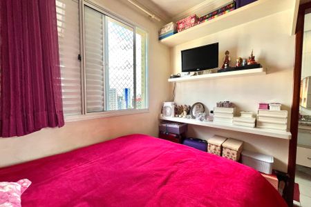 Apartamento à venda com 84m², 3 quartos e 2 vagas Apartamento à venda com 84m², 3 quartos e 2 vagasSuíte