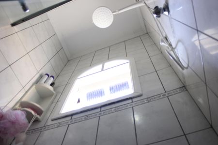 Casa à venda com 185m², 3 quartos e 2 vagasBanheiro social