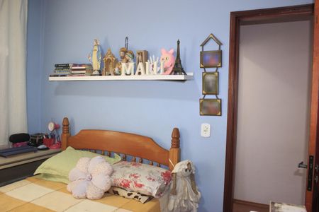 Casa à venda com 185m², 3 quartos e 2 vagasQuarto 1