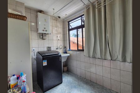 Apartamento à venda com 198m², 4 quartos e 3 vagas Apartamento à venda com 198m², 4 quartos e 3 vagasÁrea de Serviço