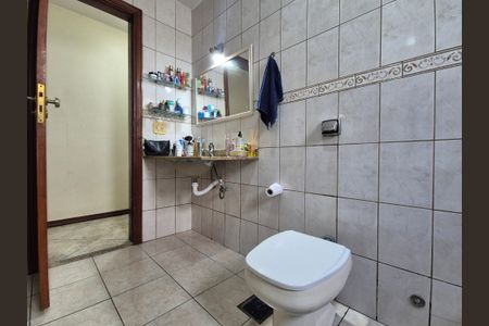 Apartamento à venda com 198m², 4 quartos e 3 vagas Apartamento à venda com 198m², 4 quartos e 3 vagasBanheiro da Suíte 3