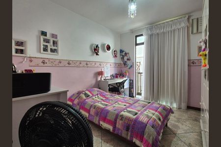 Apartamento à venda com 198m², 4 quartos e 3 vagas Apartamento à venda com 198m², 4 quartos e 3 vagasSuíte 1