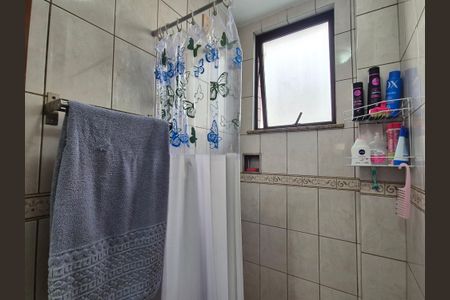 Apartamento à venda com 198m², 4 quartos e 3 vagas Apartamento à venda com 198m², 4 quartos e 3 vagasBanheiro da Suíte 1