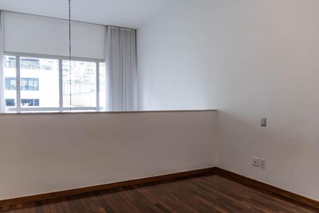 Apartamento à venda com 78m², 1 quarto e 2 vagas Apartamento à venda com 78m², 1 quarto e 2 vagasSuíte