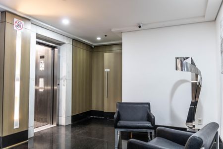 Apartamento à venda com 78m², 1 quarto e 2 vagas Apartamento à venda com 78m², 1 quarto e 2 vagasHall de entrada