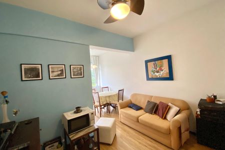 Apartamento à venda com 63m², 2 quartos e sem vagaSala