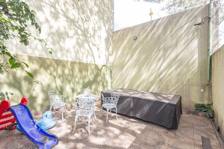 Casa de condomínio à venda com 62m², 2 quartos e 1 vagaÁrea comum - Playground