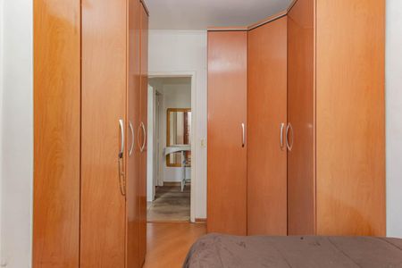 Casa de condomínio à venda com 62m², 2 quartos e 1 vagaQuarto