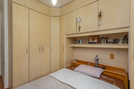 Casa de condomínio à venda com 62m², 2 quartos e 1 vagaSuíte