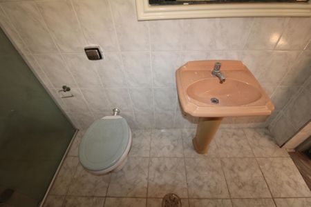 Casa à venda com 95m², 3 quartos e 1 vagaBanheiro 1