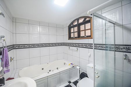 Casa à venda com 307m², 3 quartos e 3 vagasBanheiro da Suíte