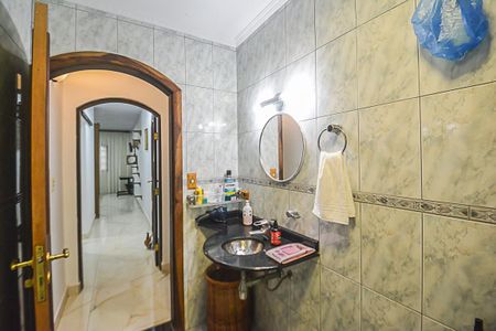 Casa à venda com 307m², 3 quartos e 3 vagasBanheiro Social