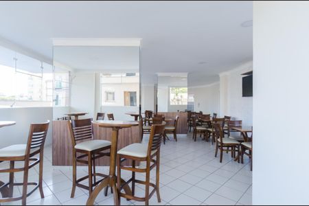 Apartamento à venda com 54m², 2 quartos e 1 vagaÁrea comum