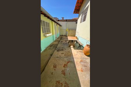 Casa à venda com 163m², 6 quartos e 3 vagas Casa à venda com 163m², 6 quartos e 3 vagasÁrea comum