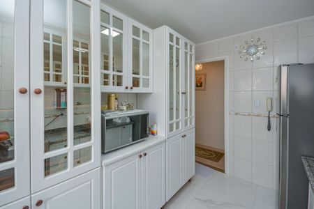 Apartamento à venda com 60m², 2 quartos e 1 vaga Apartamento à venda com 60m², 2 quartos e 1 vagaCozinha