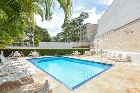 Apartamento à venda com 60m², 2 quartos e 1 vaga Apartamento à venda com 60m², 2 quartos e 1 vagaÁrea comum - Piscina