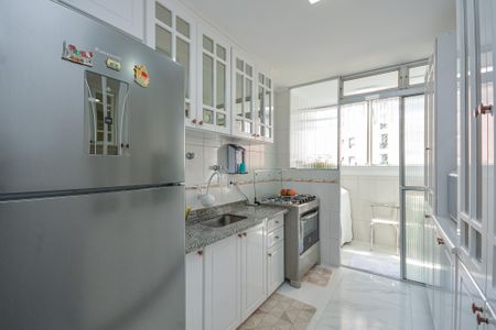Apartamento à venda com 60m², 2 quartos e 1 vaga Apartamento à venda com 60m², 2 quartos e 1 vagaCozinha