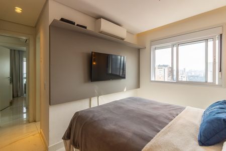 Apartamento à venda com 84m², 2 quartos e 2 vagas Apartamento à venda com 84m², 2 quartos e 2 vagasSuíte