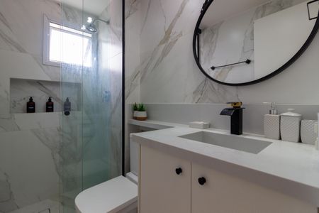Apartamento à venda com 84m², 2 quartos e 2 vagas Apartamento à venda com 84m², 2 quartos e 2 vagasBanheiro da Suíte
