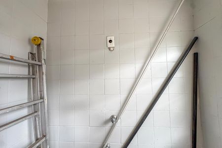 Casa à venda com 150m², 2 quartos e 2 vagasBanheiro de Serviço