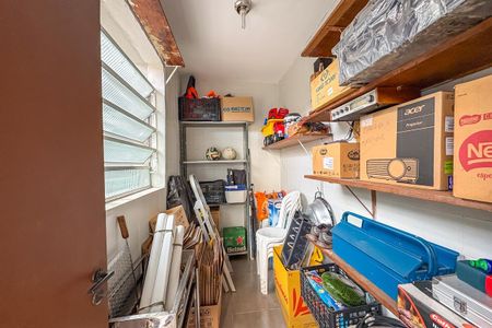 Casa à venda com 150m², 2 quartos e 2 vagasQuarto de Serviço