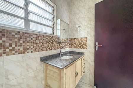 Casa à venda com 150m², 2 quartos e 2 vagasBanheiro