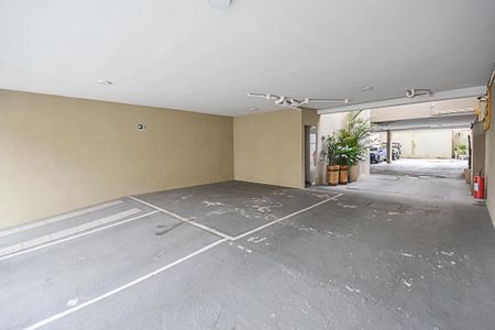 Apartamento à venda com 82m², 3 quartos e 3 vagas Apartamento à venda com 82m², 3 quartos e 3 vagasGaragem