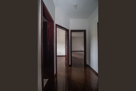 Apartamento para alugar com 180m², 3 quartos e 2 vagas Apartamento para alugar com 180m², 3 quartos e 2 vagasCorredor